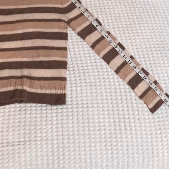 J Crew Wool Rabbit Soft Sweater - Picture 7 of 9